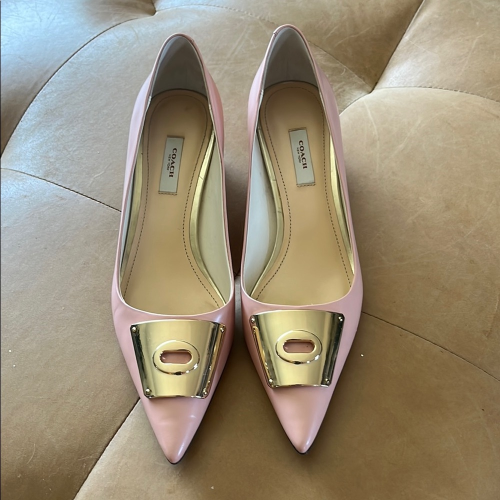 Coach Pink Lawrence spazzalato Heels with gold accent - size 10